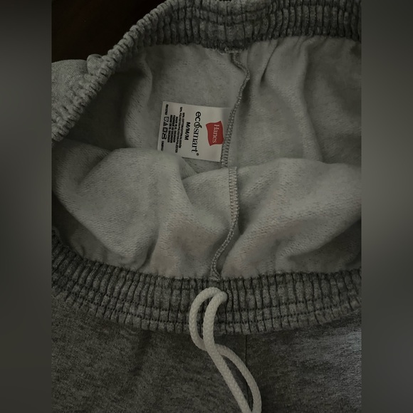 Hanes Medium Grey Sweatpants -Medium - Picture 3 of 5